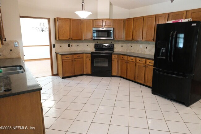 Building Photo - 14282 Hawksmore Ln