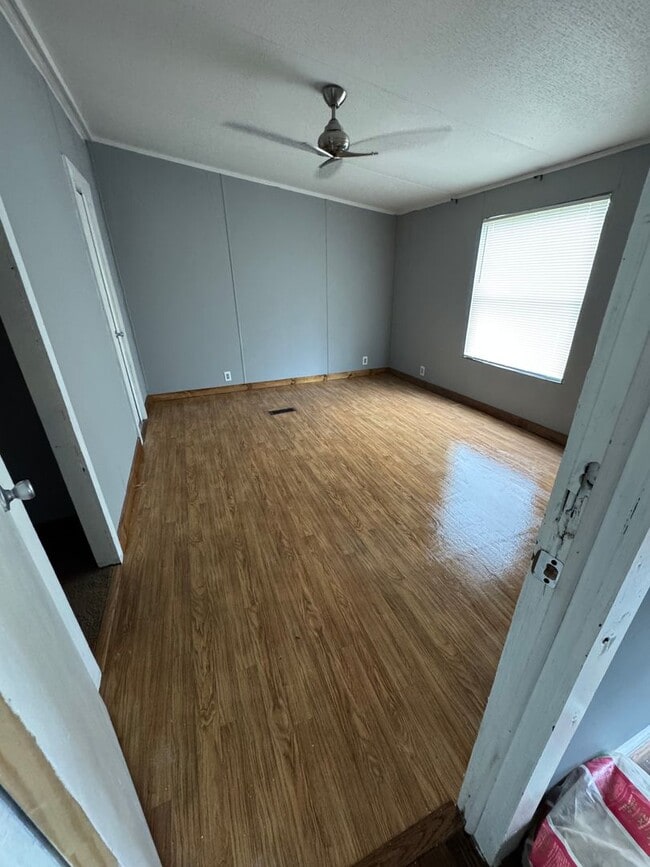 Building Photo - FOR RENT – Peaceful 3BR/2BA Home in Beaure...