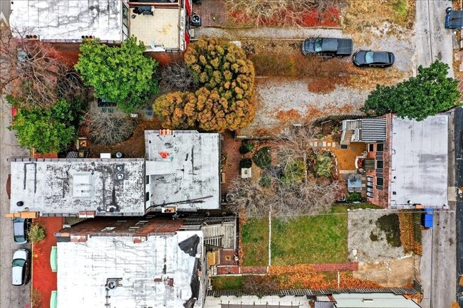 Building Photo - 1010 Allen Ave