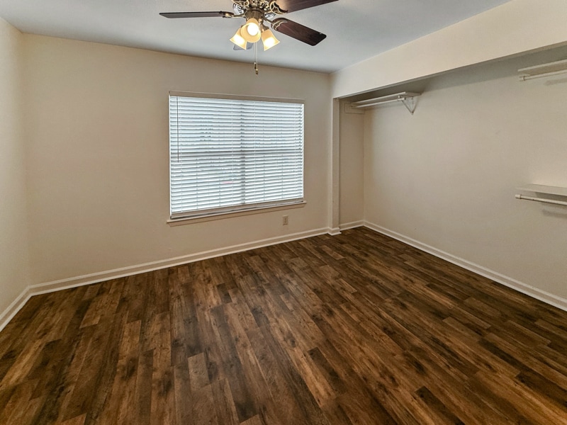 Building Photo - 12273 Apricot Dr