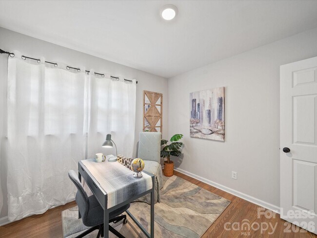 Building Photo - 2213 Milton Rd