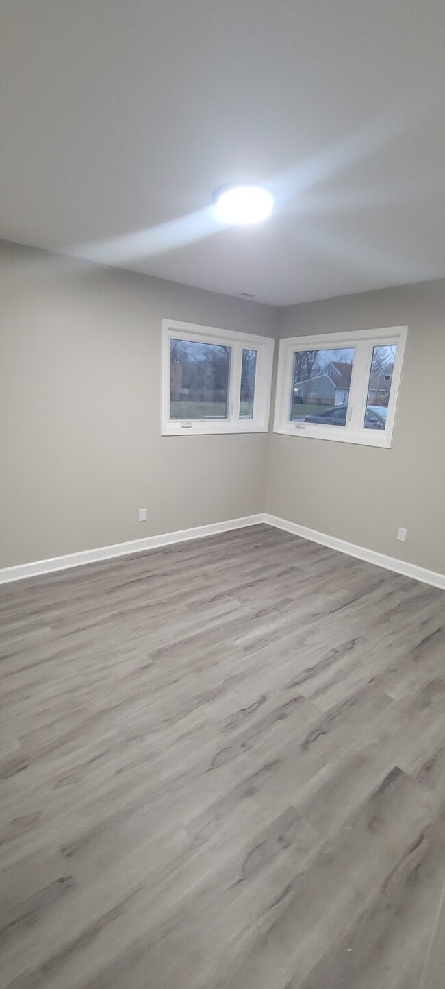 Building Photo - 206 Washington St