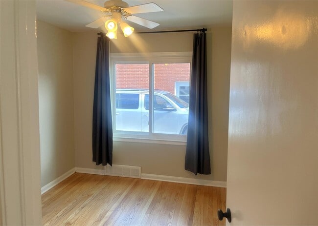 Building Photo - 15859 Buckingham Ave