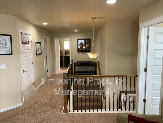 Building Photo - 6421 Vickie Ln