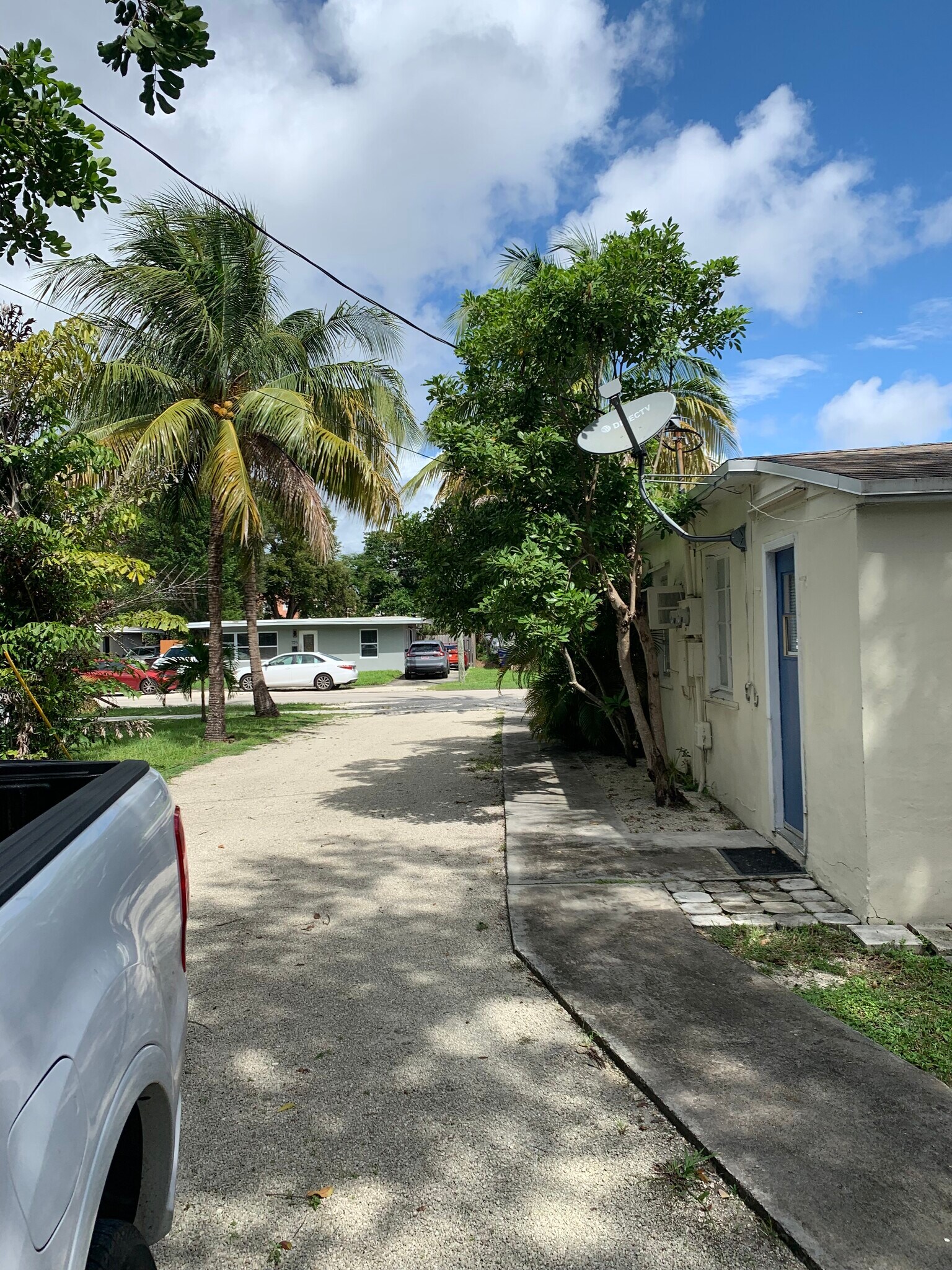 Driveway - 320 SW 21st St