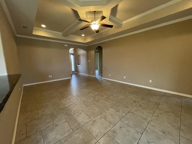 Building Photo - 2202 Retta Dr