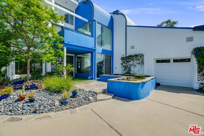 Building Photo - 2397 Nalin Dr