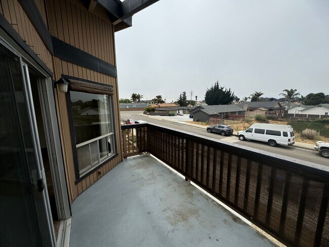 Building Photo - 1283-1285 S 16th St