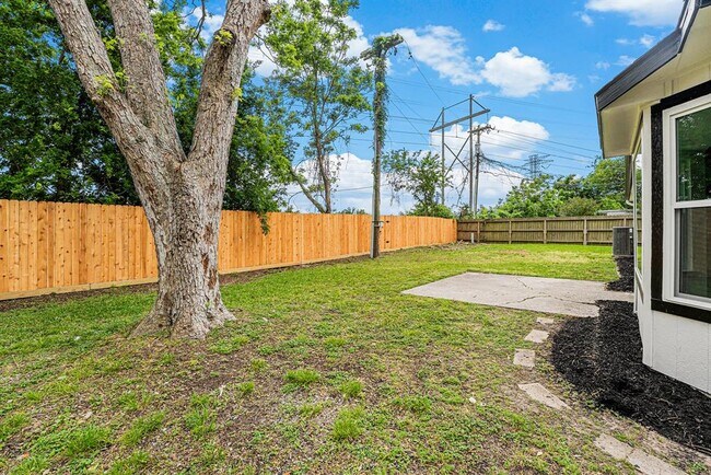 Building Photo - 614 Magnolia Bend St