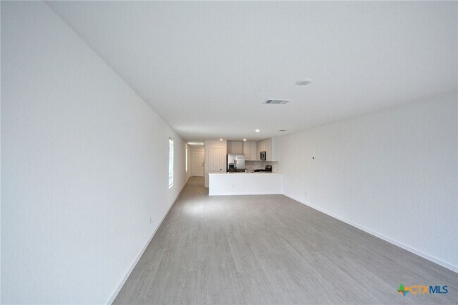 Building Photo - 1506 Pile Trl