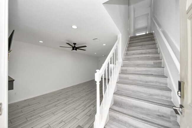 Building Photo - 3600 Jeanetta St