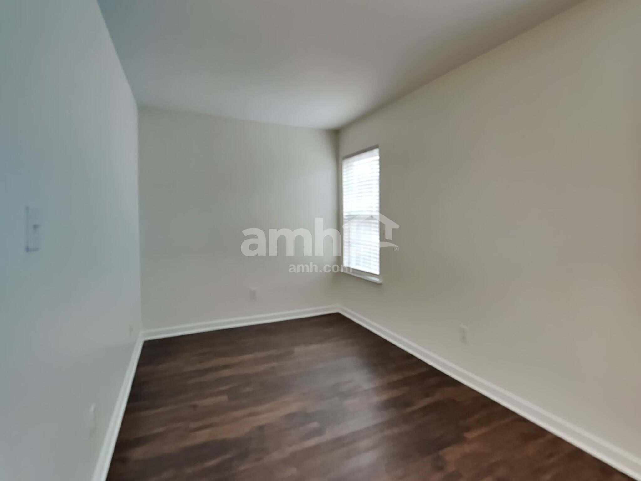 Building Photo - 126 Elrosa Rd