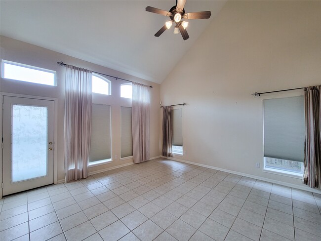 Building Photo - 2622 Katie Harbor Dr