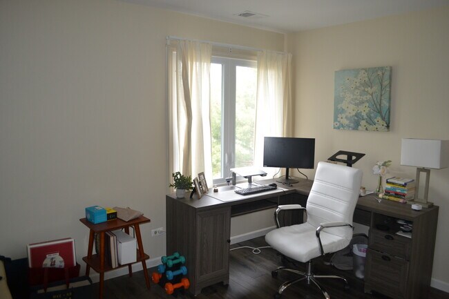 Building Photo - 2013 Ammer Ridge Ct