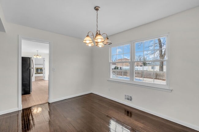 Building Photo - Newly Renovated 4-Bedroom Home with Pool i...