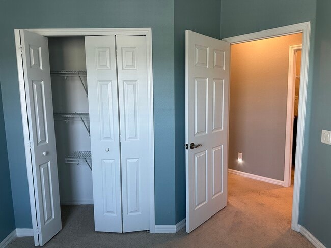 Building Photo - 9119 Carolina Wren Dr