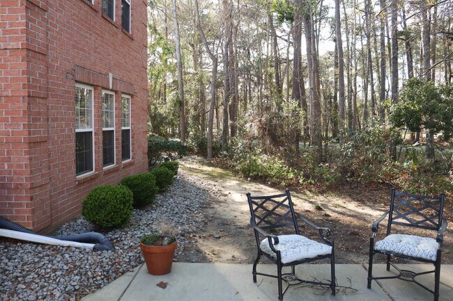 Building Photo - 4384 Daphne Ln