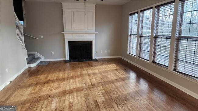 Building Photo - 3330 Ridgefair Dr