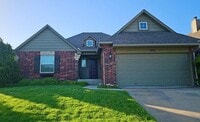 Building Photo - Beautiful one-Story home in Stone Wood Cro...