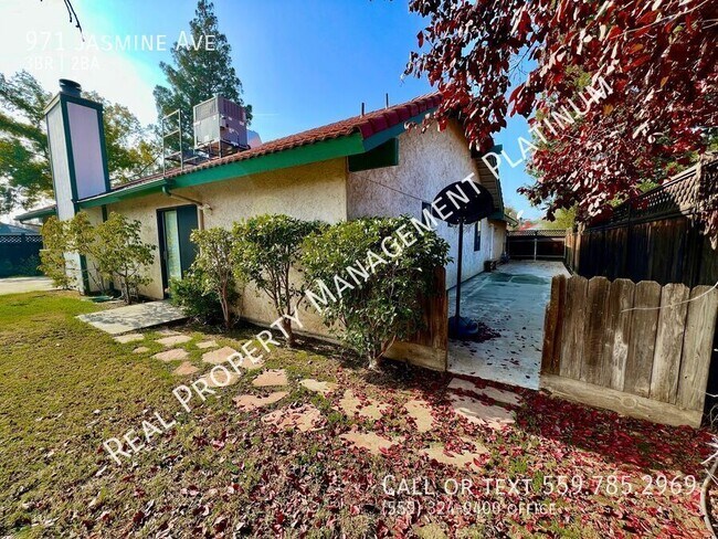 Building Photo - 971 Jasmine Ave