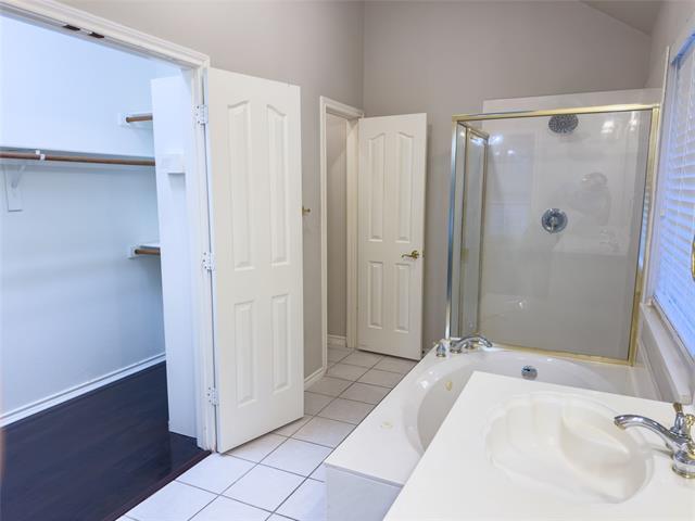 Building Photo - 3709 Alder Trail