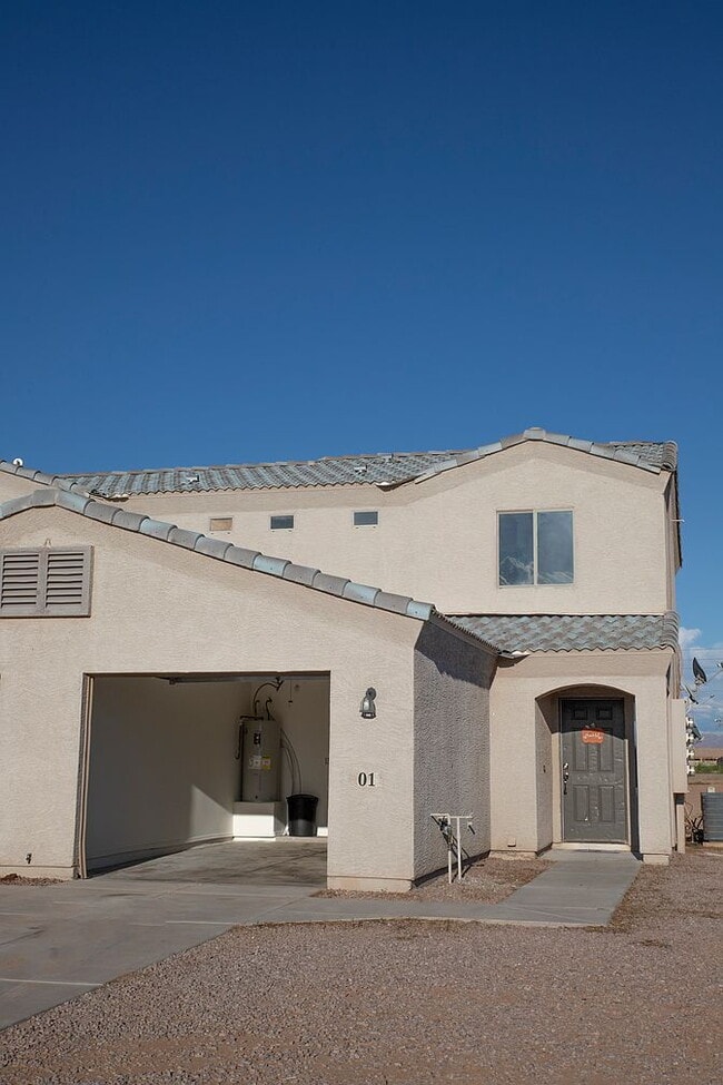 Building Photo - SINGLE FAMILY HOME.