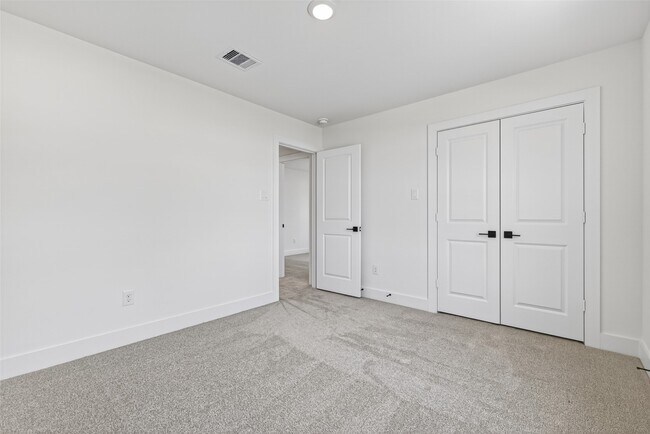 Building Photo - 4333 Avron Dr