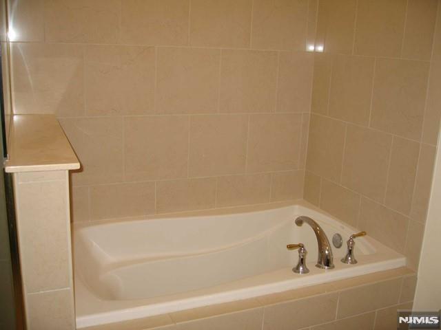 Building Photo - 2411 Windsor Park Ct