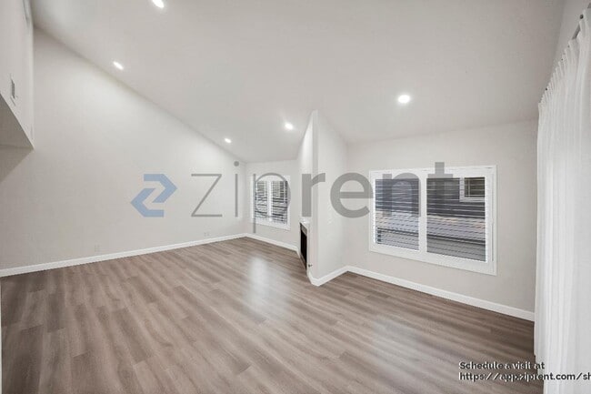 Building Photo - 1170 Golden Springs Dr