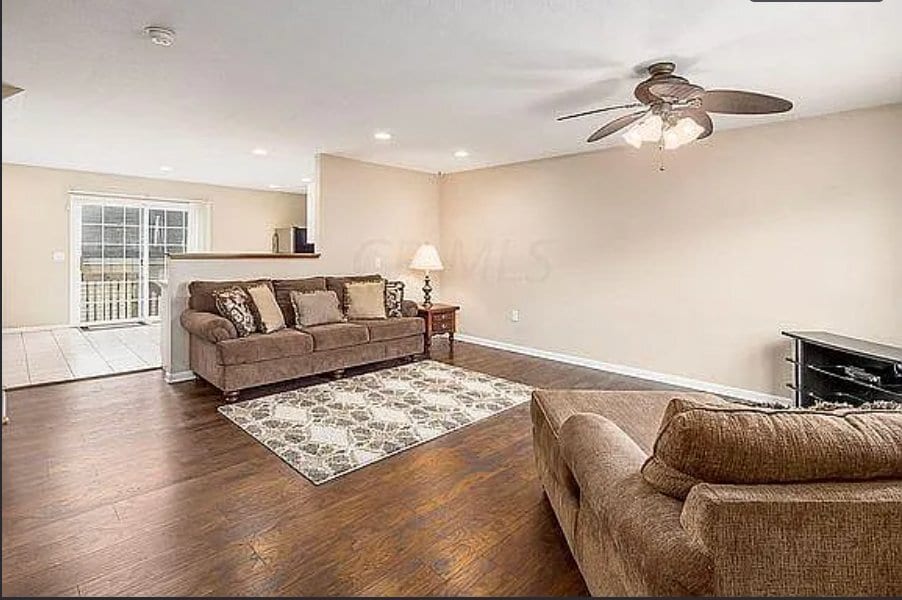 Building Photo - 6471 Crab Apple Dr