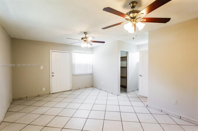 Building Photo - 11460 SW 199th St