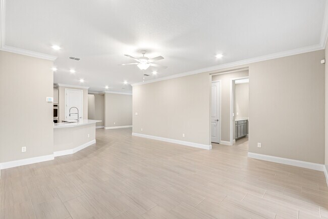 Building Photo - 167 Lily Landing Dr