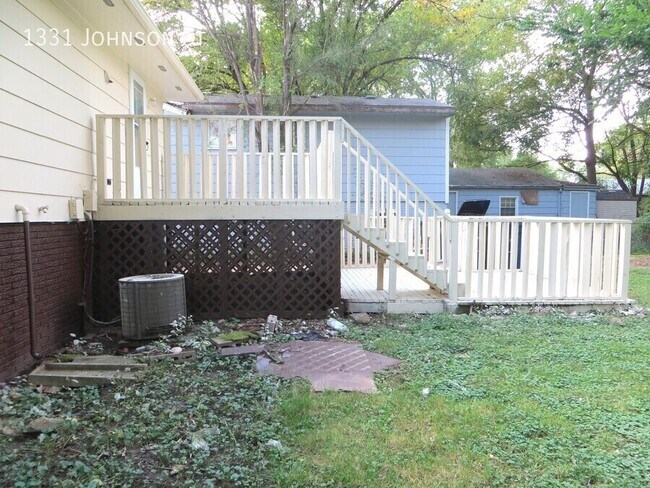 Building Photo - 1331 Johnson St