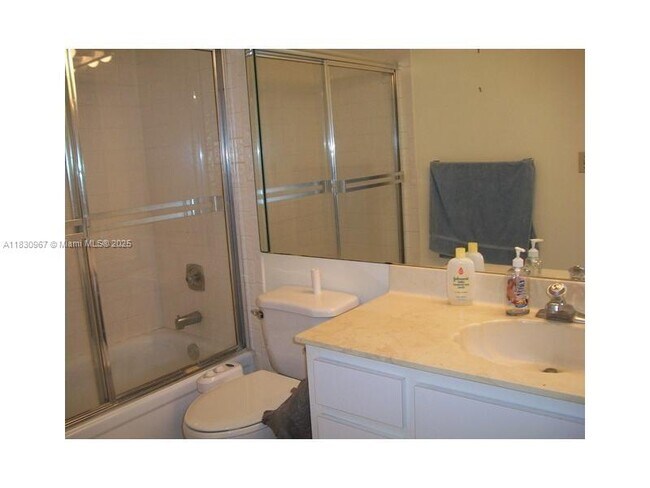 Building Photo - 6575 W Oakland Park Blvd