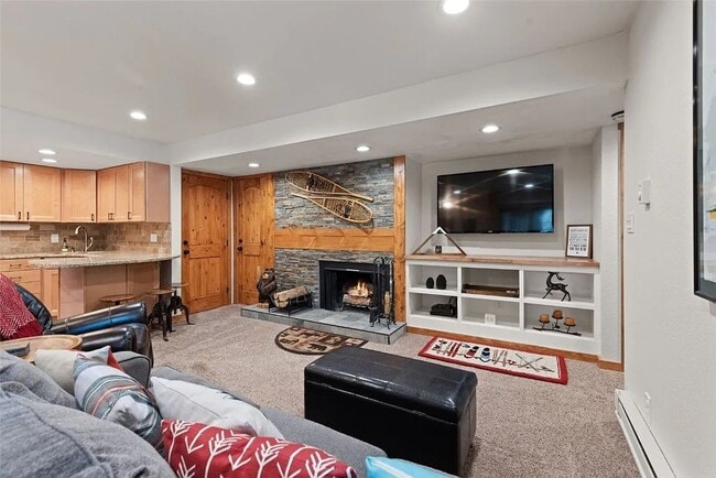 Building Photo - Winter Seasonal Rental- Wild Irishman 1039