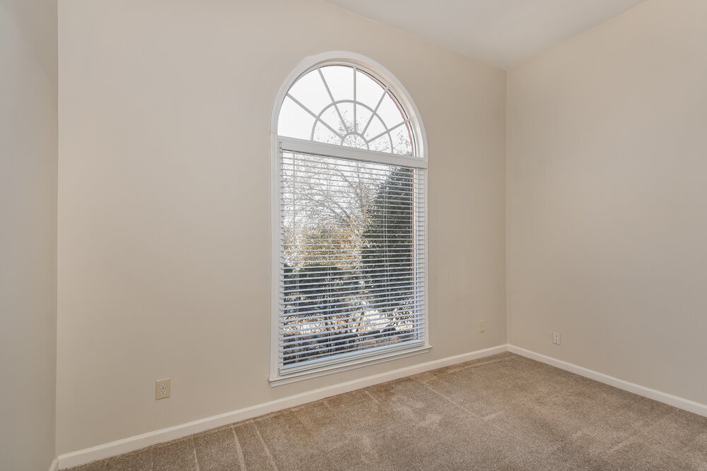 Building Photo - 15 Carriage Oaks Dr NW