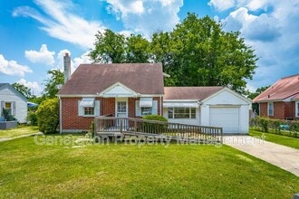 Building Photo - 538 Wando Dr