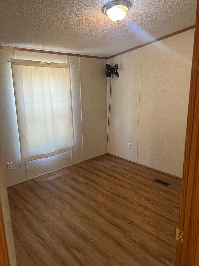 Building Photo - 2555 N Farm to Market 1486