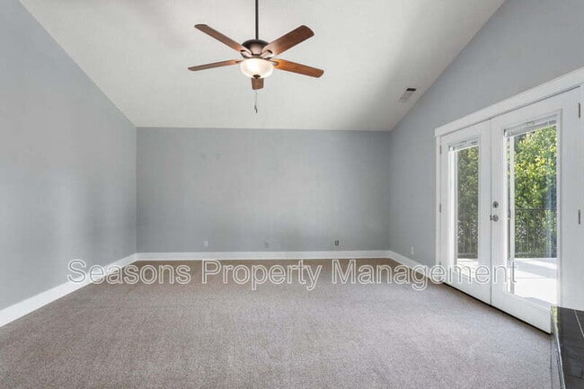 Building Photo - 1688 El Capitan Dr