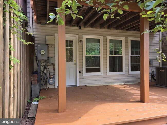 Building Photo - 4613 Ripley Manor Terrace
