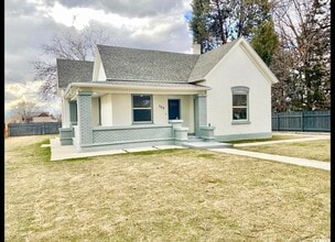 Building Photo - 135 N 200 W St
