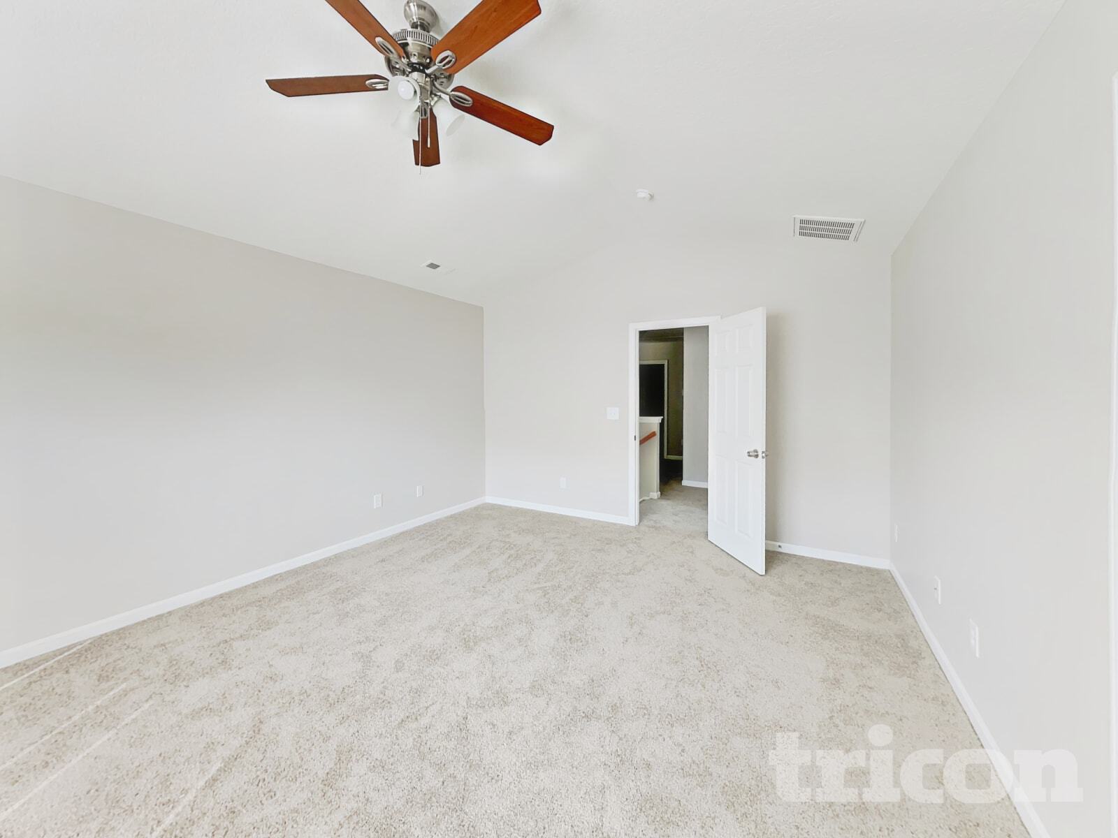 Building Photo - 11802 Village Pond Dr