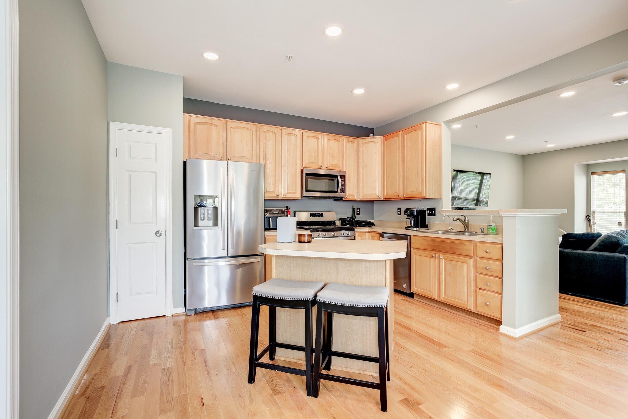 Shared kitchen - 4113 Windflower Way