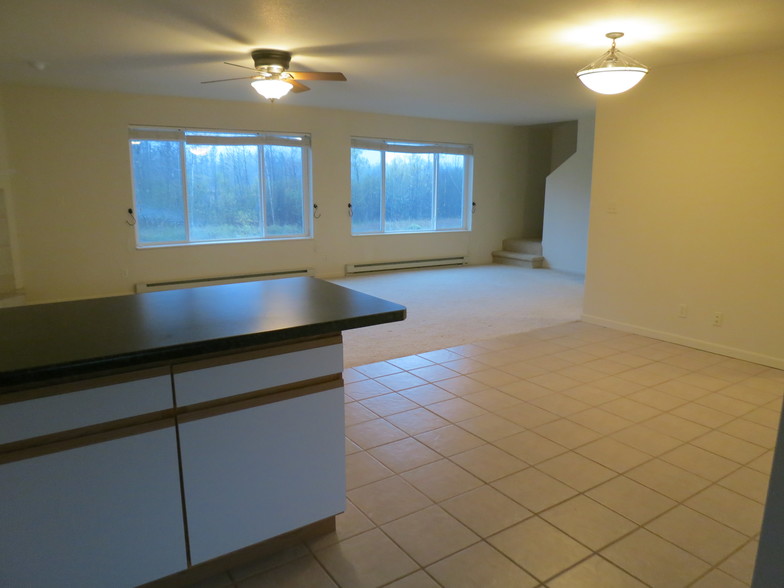 Great Room - Dining area looking into LR - 5185 Samuelson Rd