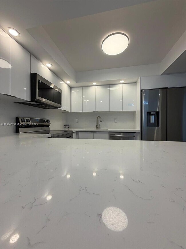 Building Photo - 701 Three Islands Boulevard