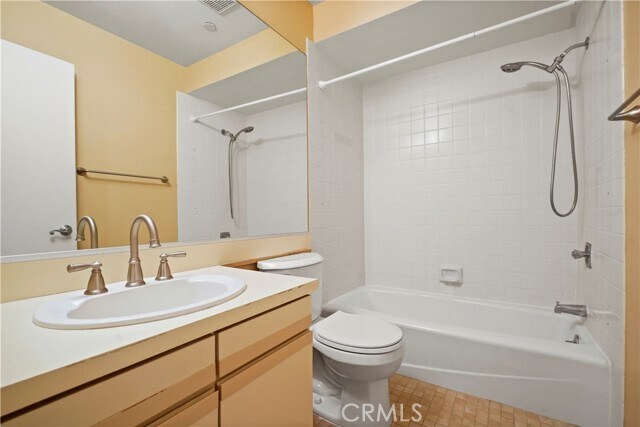 Building Photo - 500 E Del Mar Blvd