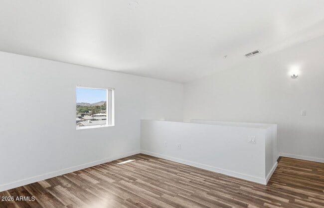 Building Photo - 1111 W University Dr