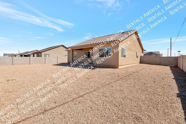 Building Photo - 35024 N Palm Dr