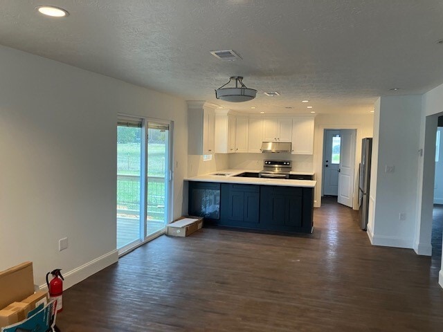 Building Photo - 180 Ritchey Rd