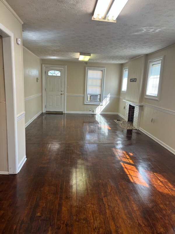 Building Photo - 1314 Pleasant Ave
